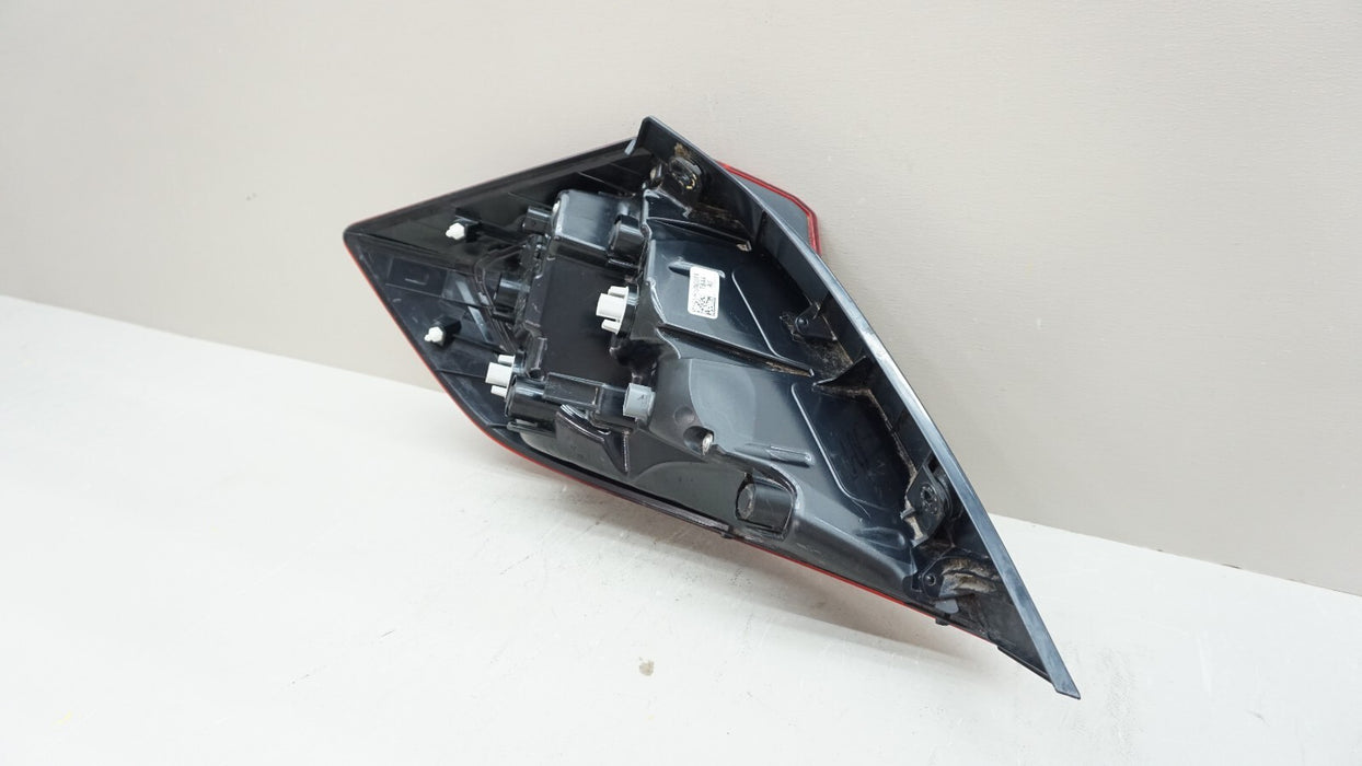 2016-2021 HONDA CIVIC SEDAN REAR RH RIGHT PASSEBGER SIDE OUTER TAIL LIGHT OEM
