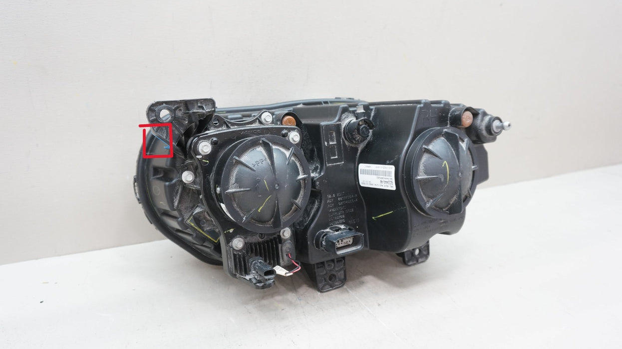 2015-2023 DODGE CHALLENGER FRONT RIGHT PASSENGER SIDE HALOGEN HEADLIGHT OEM