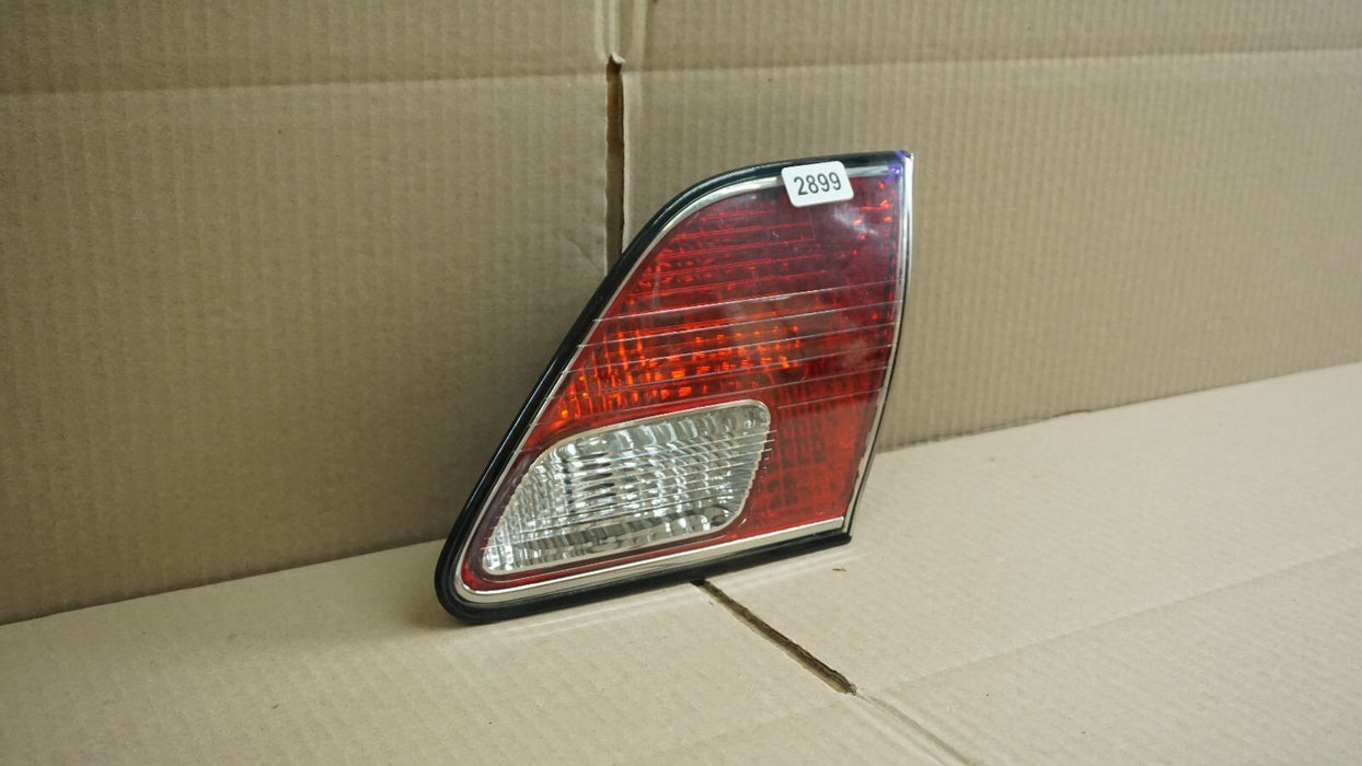 2002 2003 2004 LEXUS ES300 ES330 RIGHT PASSENGER SIDE INNER TAIL LIGHT LAMP OEM