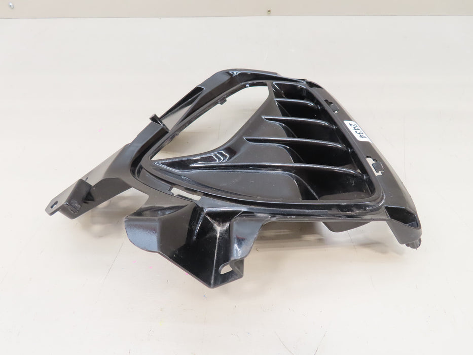 2018-2020 HYUNDAI ELANTRA GT FRONT LEFT DRIVER SIDE FOG LIGHT COVER BEZEL OEM