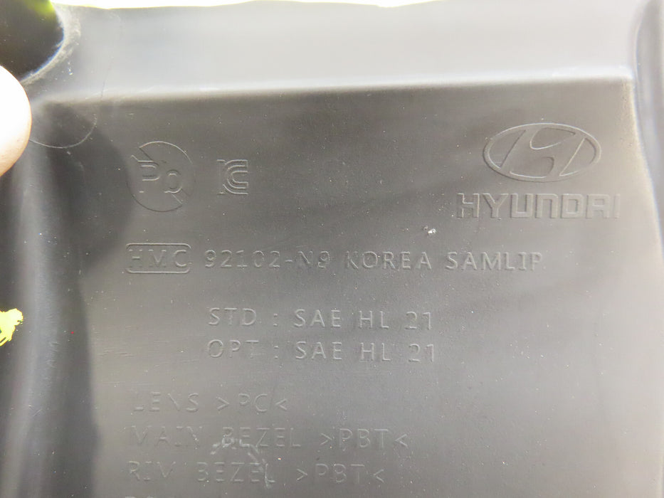 ..2022-2024 HYUNDAI TUCSON FRONT RIGHT PASSENGER SIDE HEADLIGHT LED OEM