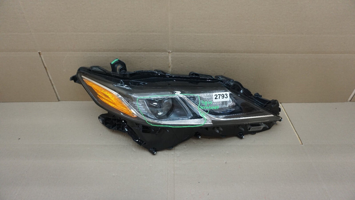 2018-2020 TOYOTA CAMRY FRONT RIGHT PASSENGER SIDE HEADLIGHT OEM 18 19 20