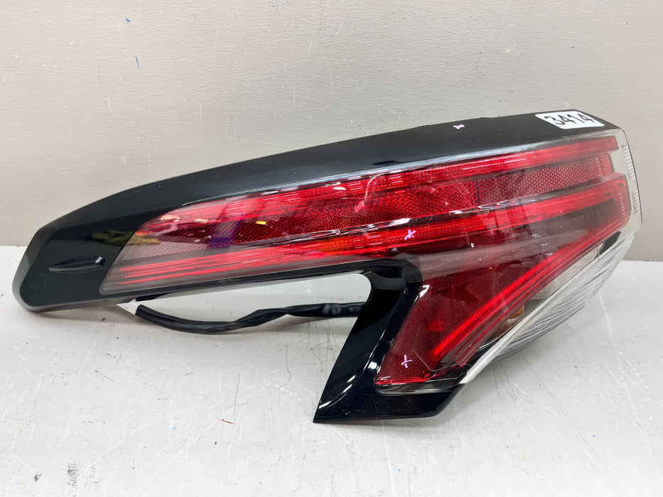 2021-2023 TOYOTA SIENNA LH LEFT DRIVER OUTER TAIL LIGHT LAMP OEM