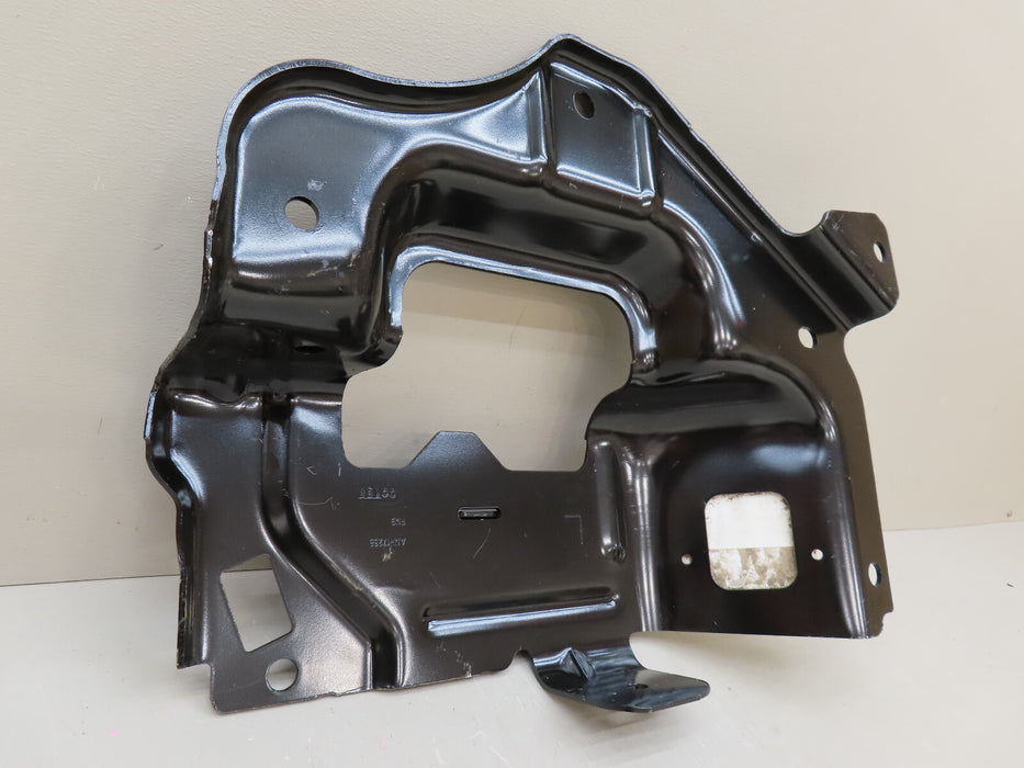 2014 2015 CHEVROLET SILVERADO 1500 FRONT LEFT BUMPER INNER BRACKET OEM 22944861