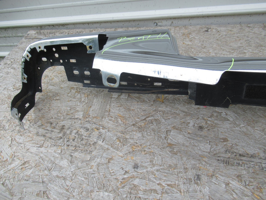 2015-2019 CHEVROLET COLORADO GMC CANYON REAR BUMPER COVER PANEL CHROME OEM
