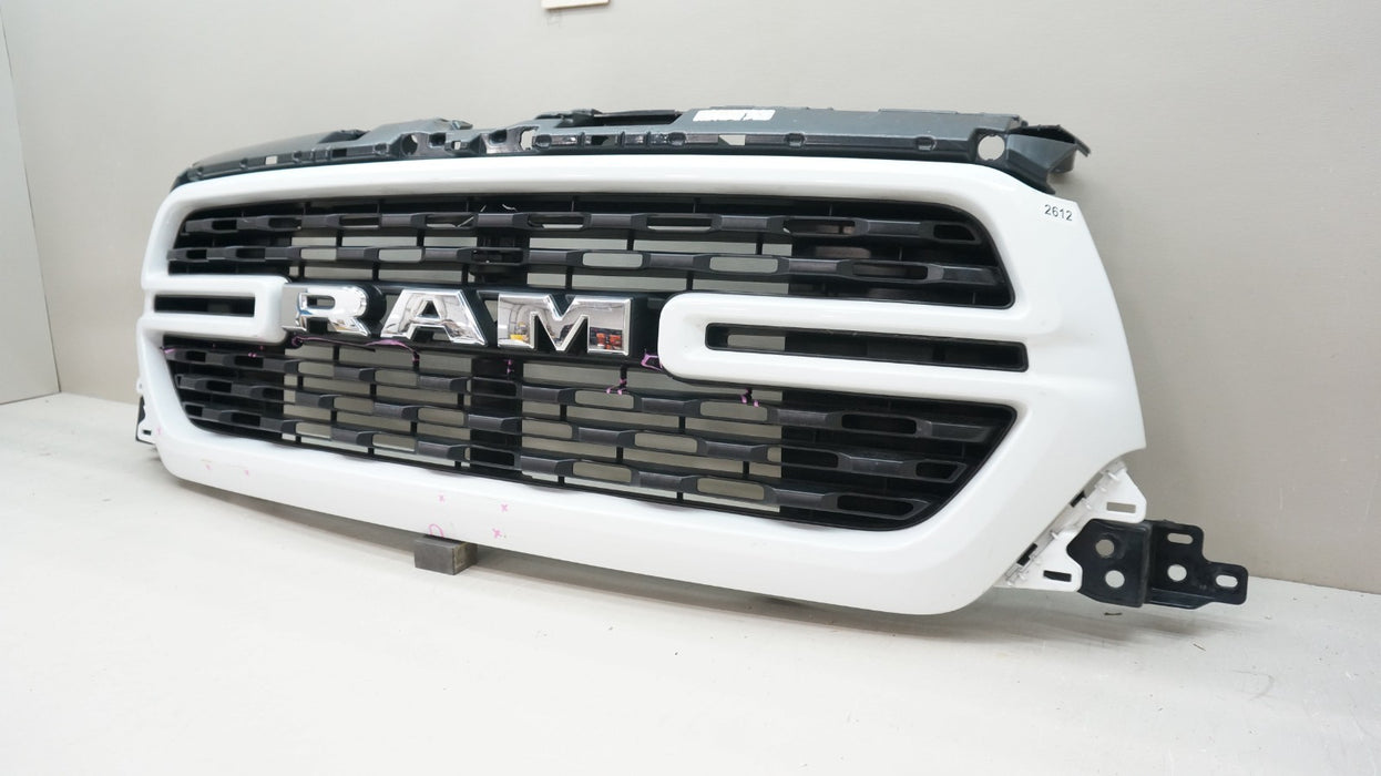 2019-2023 DODGE RAM 1500 FRONT BUMPER RADIATOR GRILLE OEM 68366528AH