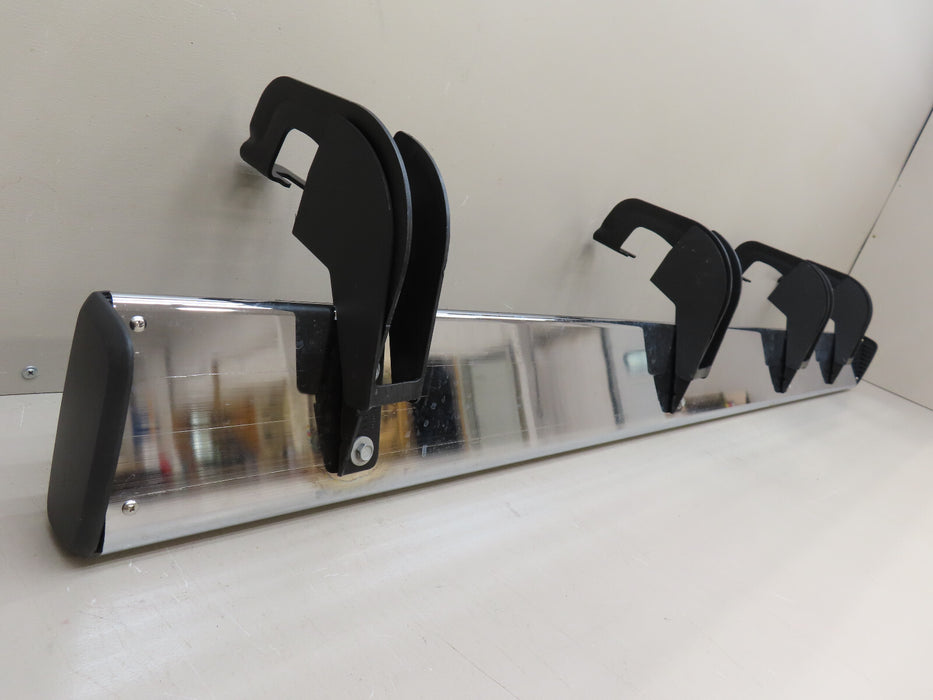 2015-2019 CHEVROLET/GMC SILVERADO-SIERRA 2500 3500 LEFT DRIVER RUNNING BOARD OEM