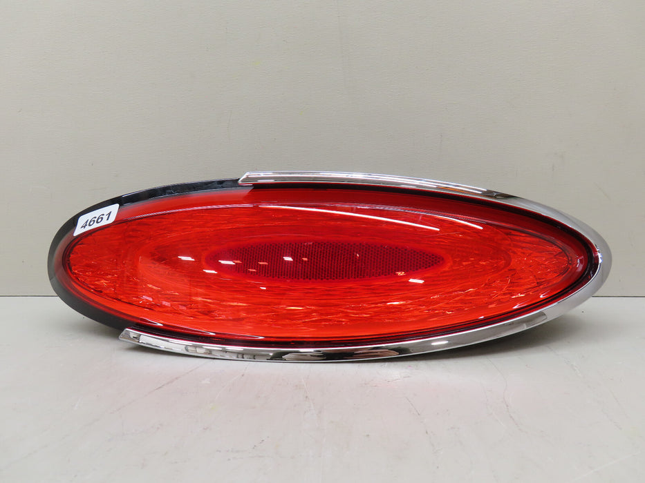 2020-2022 BENTLEY GT GTC REAR RIGHT PASSENGER SIDE TAIL LIGHT OEM 3SD945096C