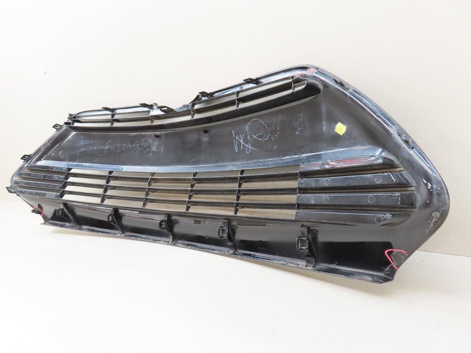 2017-2019 TOYOTA COROLLA FRONT LOWER BUMPER GRILLE GRILL OEM