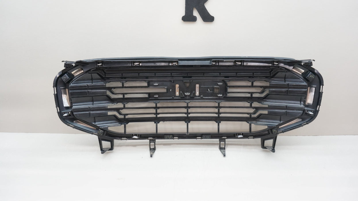 2018-2021 GMC TERRAIN FRONT BUMPER RADIATOR GRILLE OEM 23196293