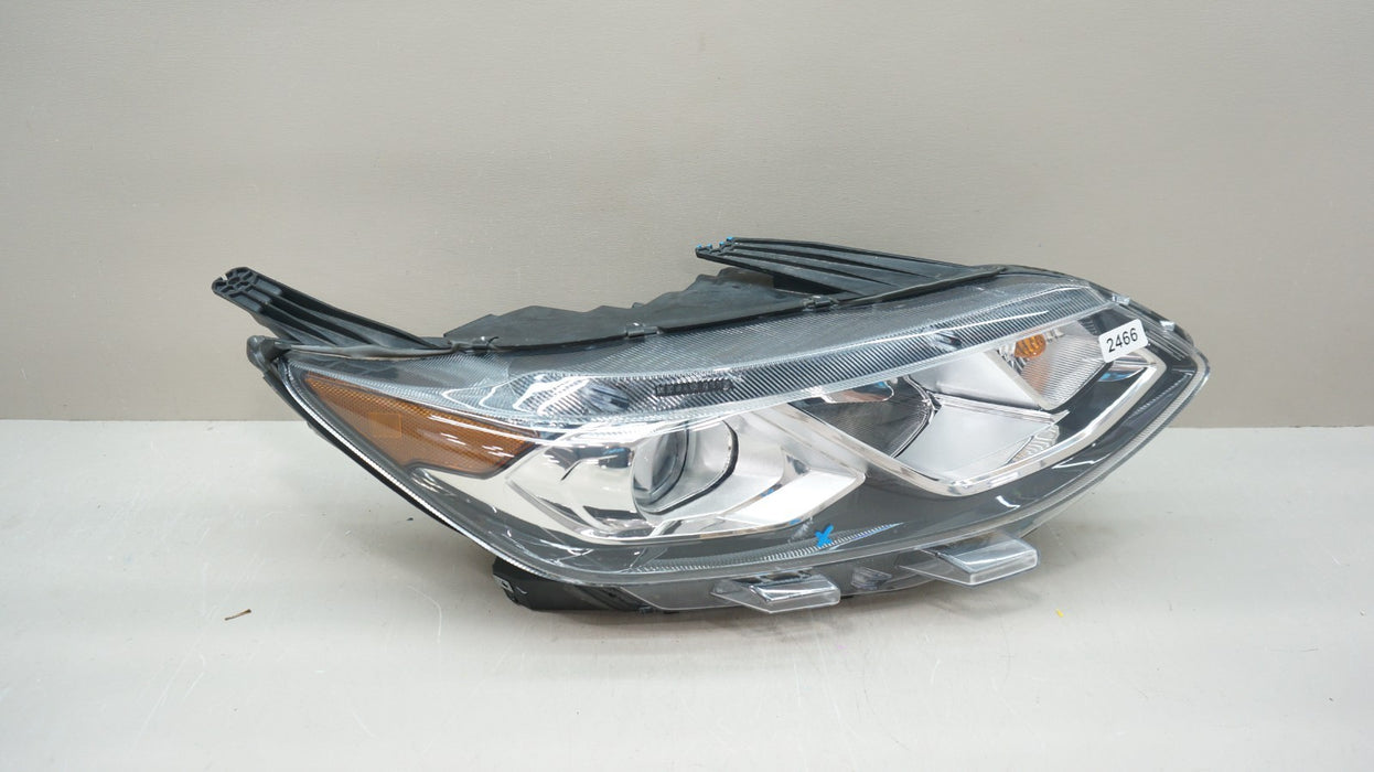 2016-2019 CHEVROLET VOLT FRONT RIGHT SIDE HALOGEN HEADLIGHT OEM 84127386