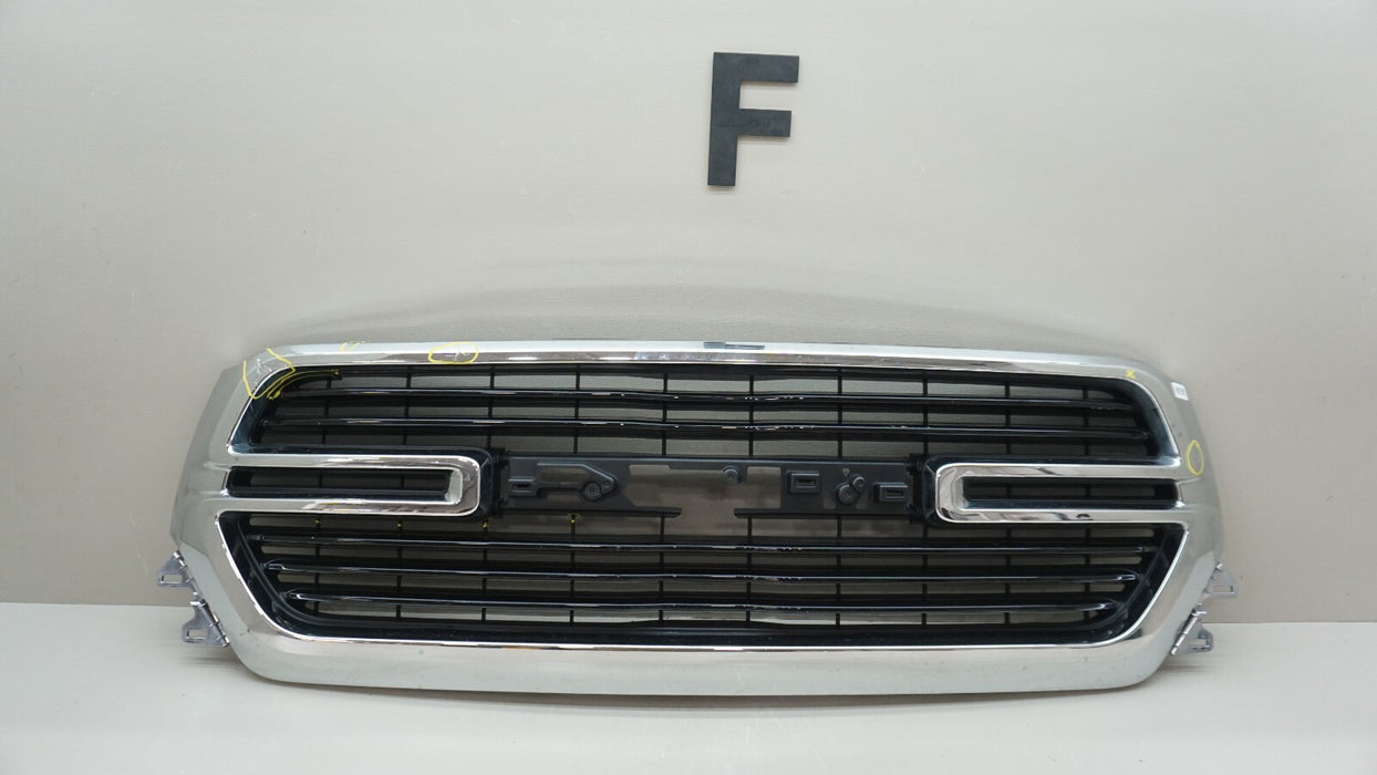 2019-2023 DODGE RAM 1500 FRONT CHROME GRILLE 6BT01TRMAF OEM W/O BADGE