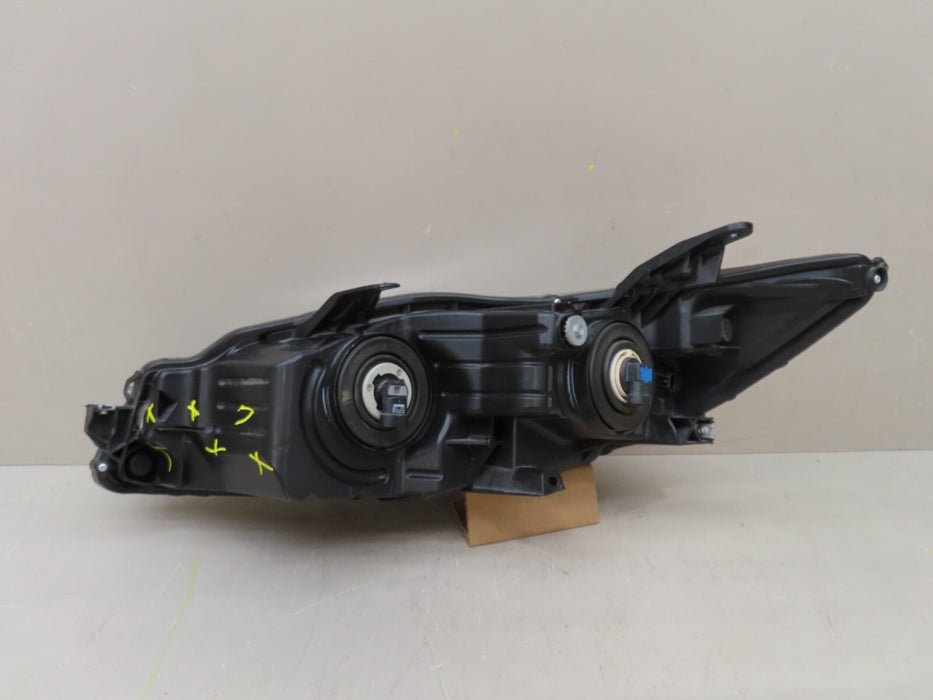 2015-2017 TOYOTA CAMRY FRONT RIGHT PASSENGER SIDE HEADLIGHT HALOGEN OEM