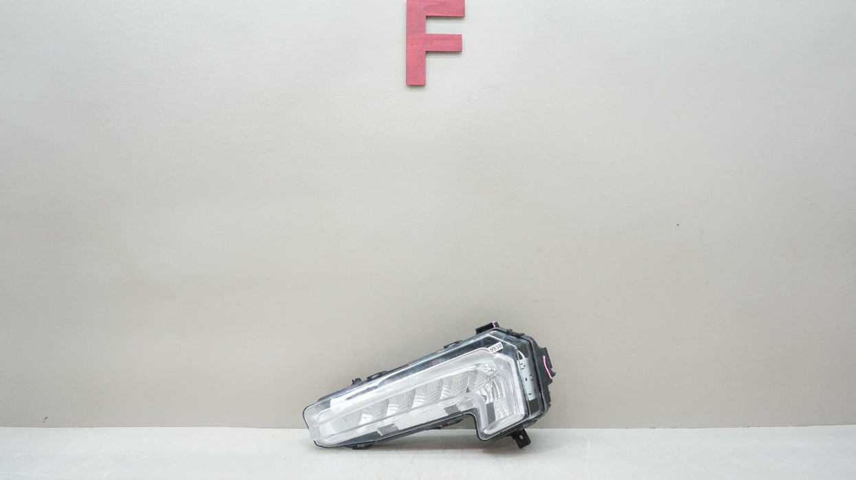 2016-2018 CHEVROLET MALIBU FRONT LEFT DRIVER SIDE FOG LIGHT OEM 22982837