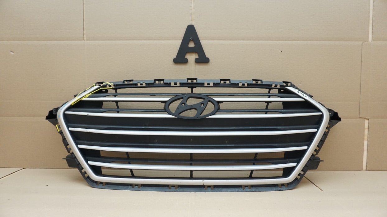 2017-2018 HYUNDAI ELANTRA SEDAN FRONT CENTER GRILLE GRILL 86351-F2000 OEM 17 18