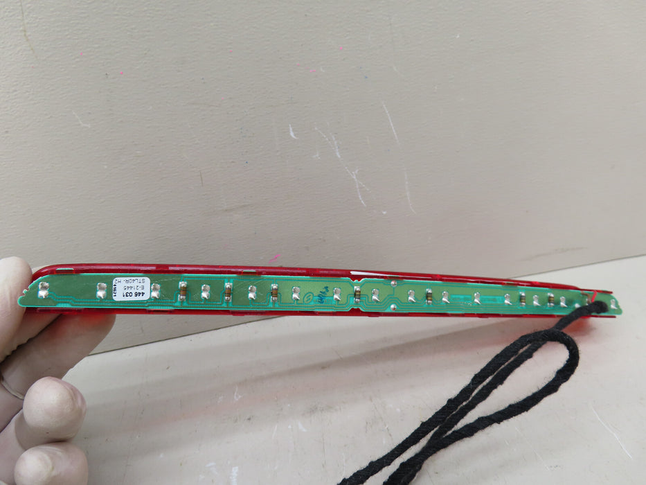 2006-2011 MERCEDES-BENZ CLS REAR CENTER 3RD BRAKE LIGHT OEM A2198200156