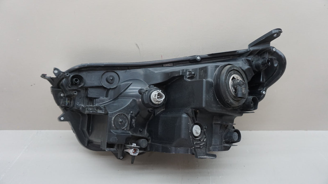 2016-2018 TOYOTA RAV4 FRONT RIGHT PASSENGER SIDE HEADLIGHT LAMP HALOGEN OEM