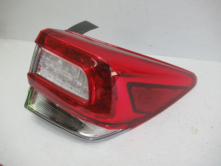 2017 - 2019 SUBARU IMPREZA REAR RIGHT PASSENGER SIDE OUTER TAIL LIGHT LAMP OEM