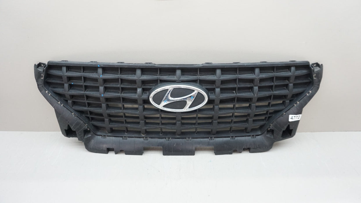 2020-2024 HYUNDAI VENUE FRONT UPPER RADIATOR GRILLE 86350-K2000 OEM
