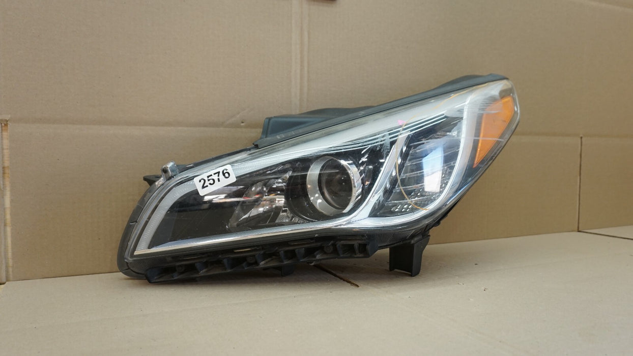2011-2016 HYUNDAI SONATA FRONT LEFT DRIVERS SIDE HEADLIGHT OEM 11 12 13 14 15 16