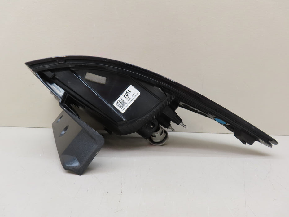 2022-2024 HYUNDAI TUCSON REAR LEFT DRIVER SIDE TAIL LIGHT OUTER OEM