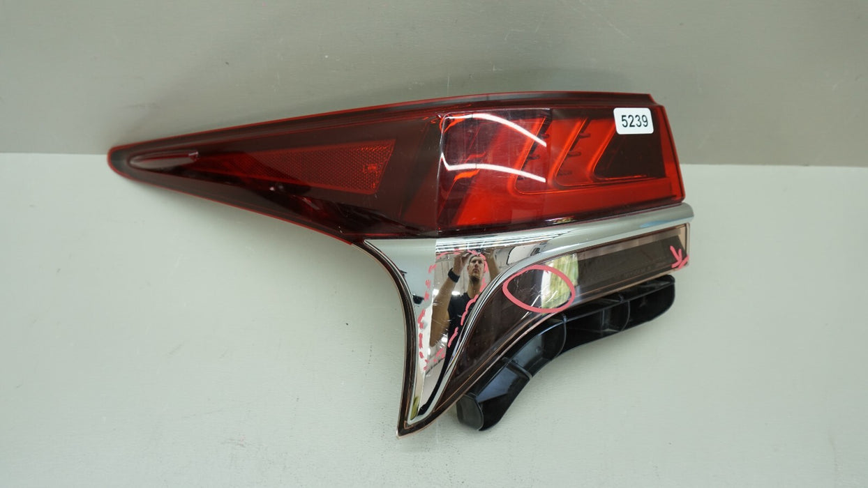 2018-2020 LEXUS LS500 LS500H REAR LEFT DRIVER SIDE OUTER TAIL LIGHT LAMP LED OEM