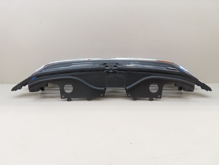 2024 VOLKSWAGEN ATLAS CROSS SPORT R-LINE FRONT RADIATOR GRILL GRILLE OEM