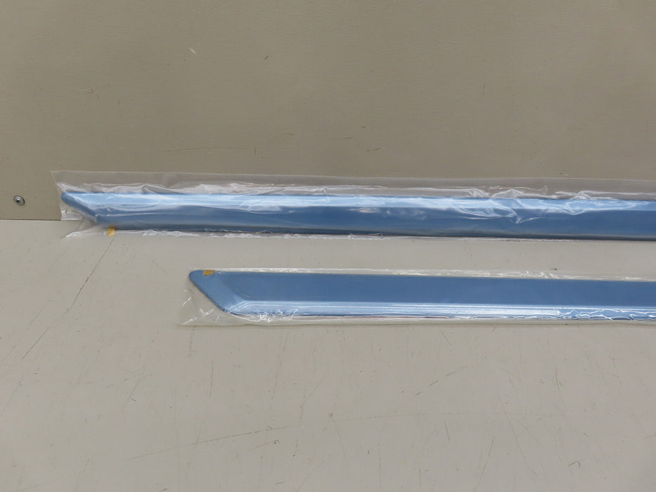 2012-2014 TOYOTA CAMRY FRONT RIGHT/ REAR RIGHT DOOR LOWER MOLDING OEM
