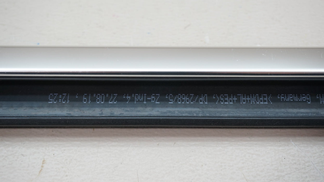2019-2020 BENTLEY CONTINENTAL GT FRONT LEFT DOOR WINDOW SEAL TRIM OEM 3SD853071E