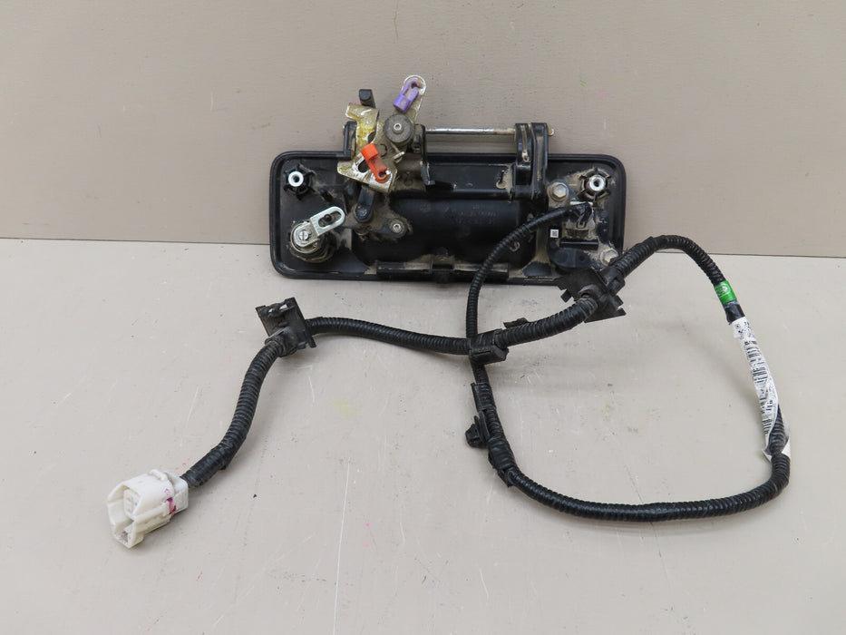 2015 - 2018 TOYOTA TACOMA LIFTGATE HANDLE/BACKUP CAMERA OEM 69090-0C090-C