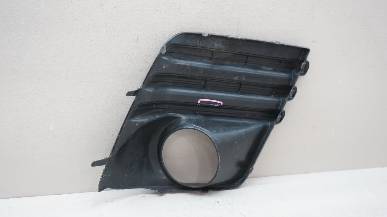 2022-2025 SUBARU FORESTER FRONT LEFT DRIVERS SIDE FOGLIGHT BEZEL TRIM 57731SJ550