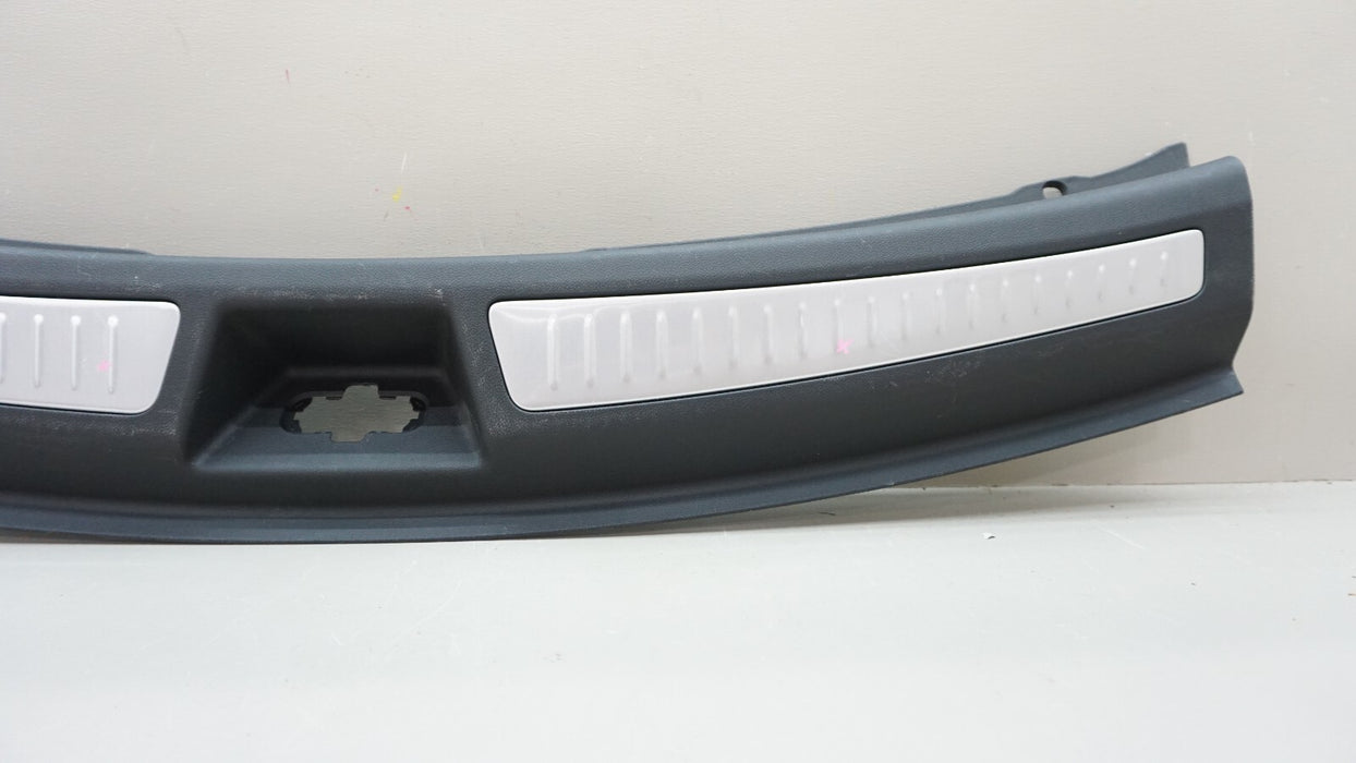 2020-2023 CADILLAC XT6 REAR LIFTGATE SILL GARNISH TRIM MOLDING OEM 84710118
