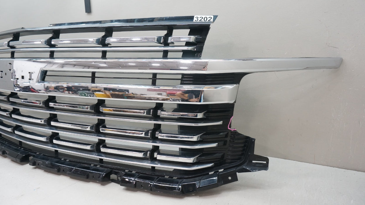 2021-2024 CHEVROLET TAHOE SUBURBAN FRONT GRILLE GRILL OEM 032020088