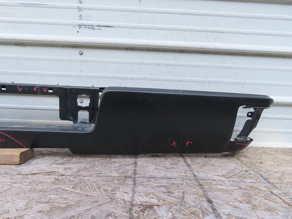 2016-2019 CHEVROLET SILVERADO GMC SIERRA 1500 REAR METAL BUMPER OEM 84077954