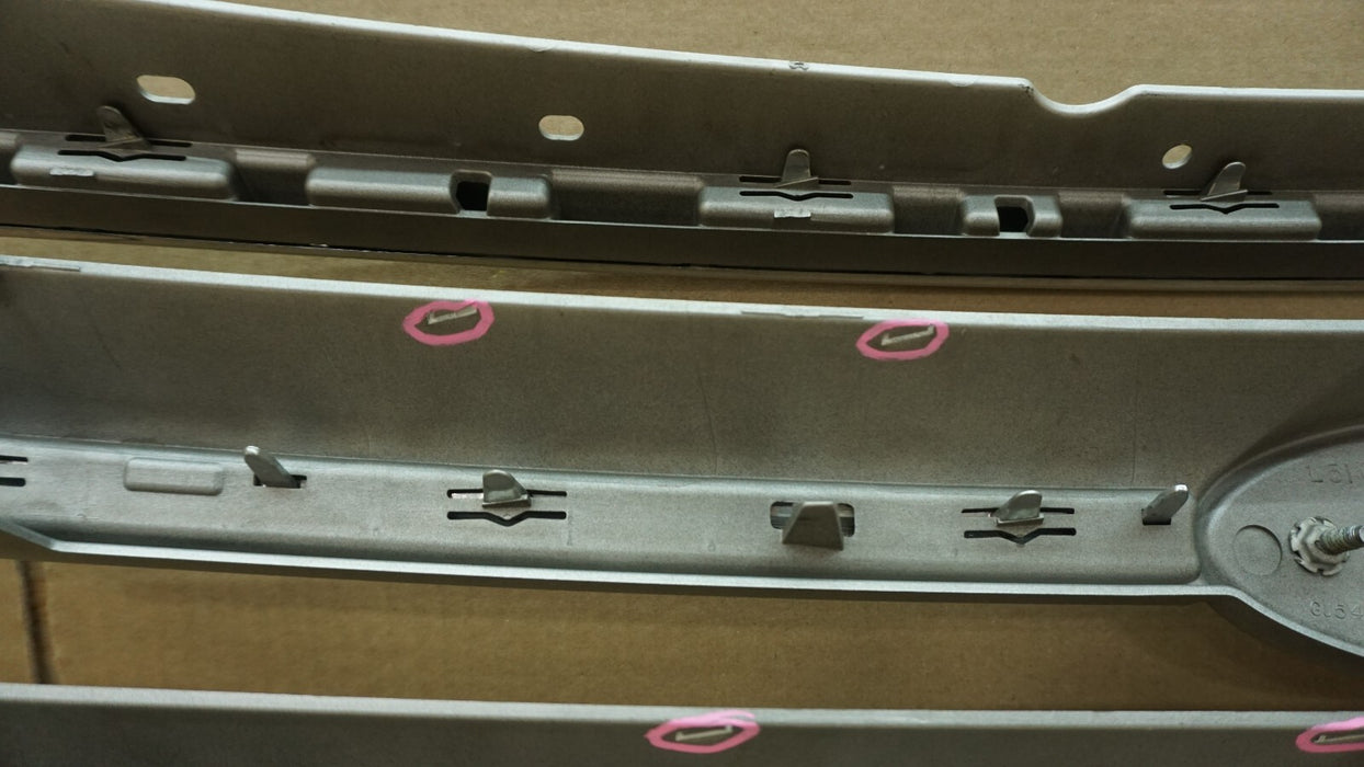 2017-2019 FORD ESCAPE FRONT BUMPER GRILL GRILLE OEM GJ54-8200-DAW 17 18 19