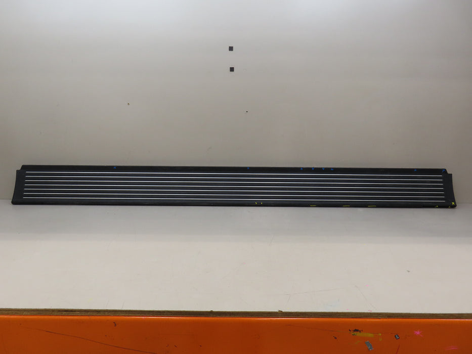 2023-2024 JEEP GRAND CHEROKEE L LEFT DRIVER SIDE RUNNING BOARD STEP PAD OEM
