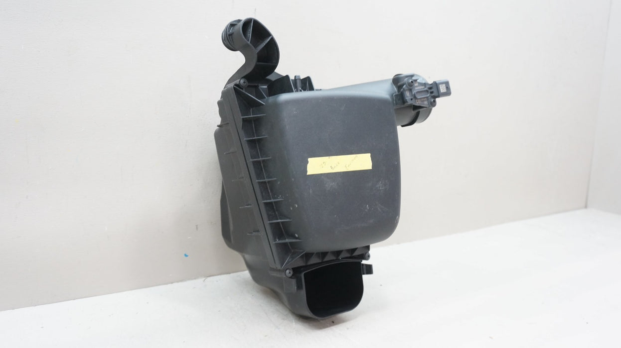 2024-2025 BUICK ENVISTA 1.2L AIR INTAKE CLEANER BOX W/ SENSOR OEM 42779999